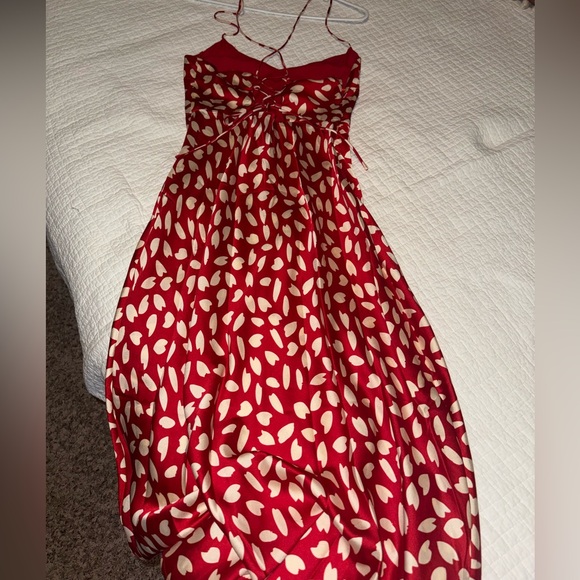 Size small (4) Hello Molly red and cream patterned dress. Only worn once. - Picture 2 of 6